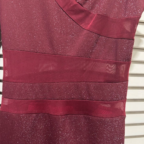 NWOT One Shoulder Contrast Mesh Bodycon Cocktail Dress Metallic Burgundy - Picture 2 of 4